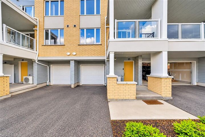 Property Photo:  23 Valencia Avenue  ON N2R 0R7 