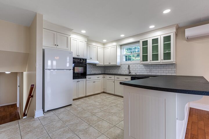 Property Photo:  324 Kinlock Road  PE C1B 2M6 
