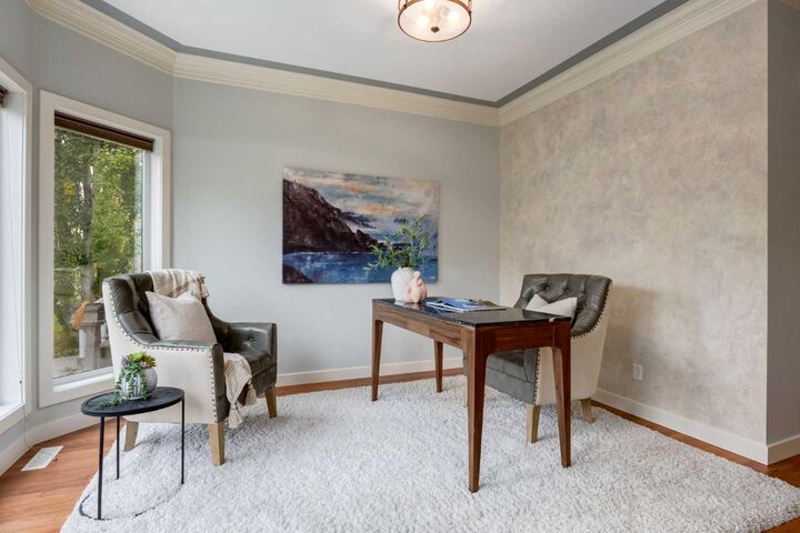 Property Photo: 1527 18 Avenue NW AB T2M 0W9