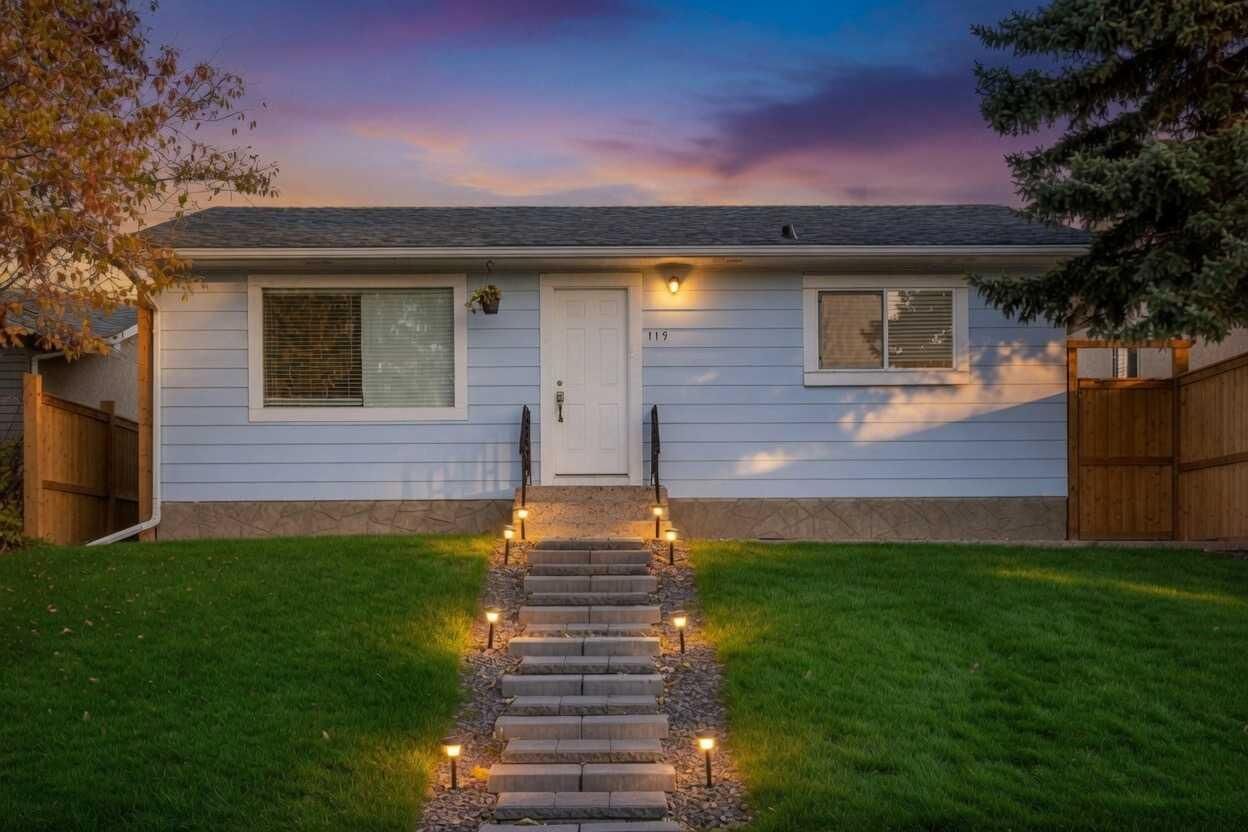 Property Photo:  119 Maranda Close NE  AB T2A 3E7 