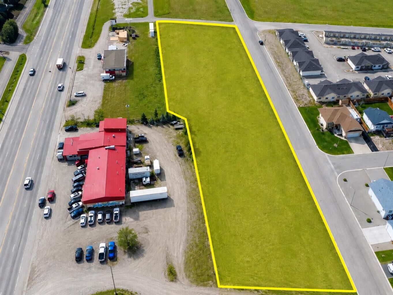Property Photo: 5421 2nd Street E AB T0L 0T0