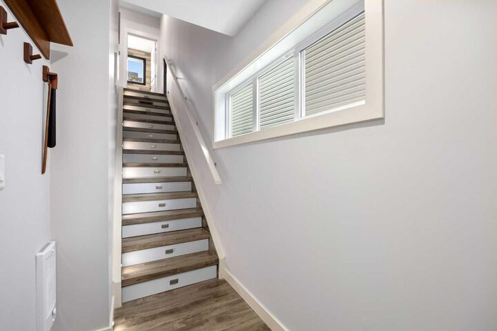 Property Photo:  355 Nolancrest Heights NW 109  AB T3R 0Z9 
