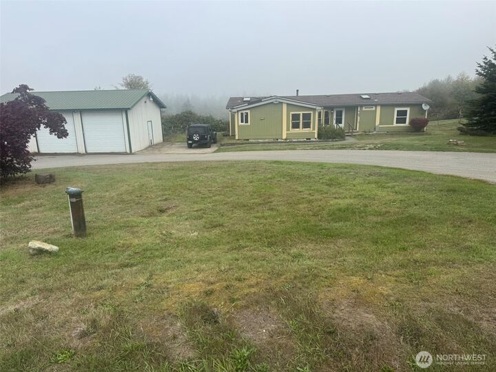 Property Photo:  262  Moonstone Place  WA 98277 