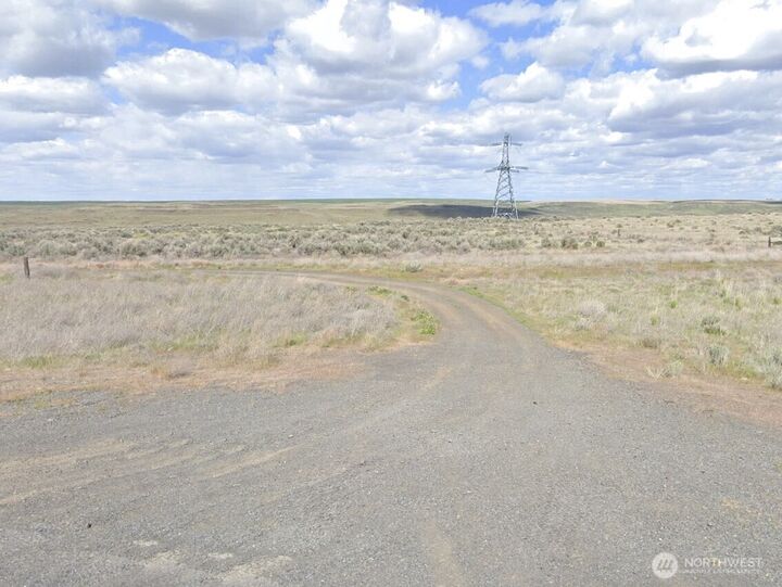 Property Photo: 4575 Wa-260 WA 99326
