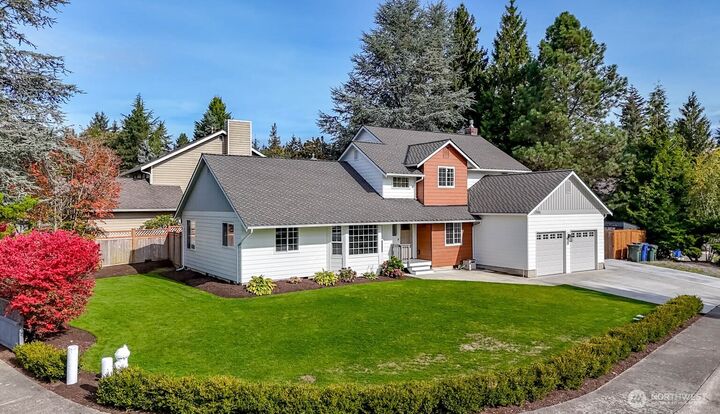 Property Photo: 13506 SE 189th Place WA 98058