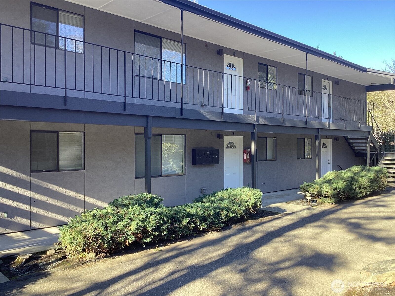 Property Photo: 8305 53rd Avenue W 5 WA 98275