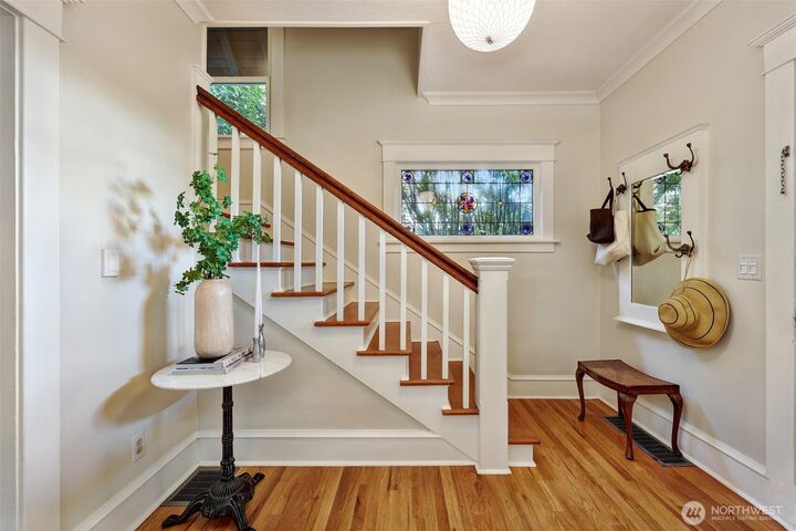 Property Photo:  5507  12th Avenue NE  WA 98105 