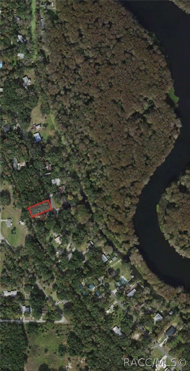 Property Photo:  368 N Robin Hood Road  FL 34450 