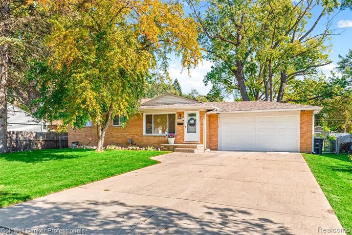 Property Photo:  18466 Foch Street  MI 48152 