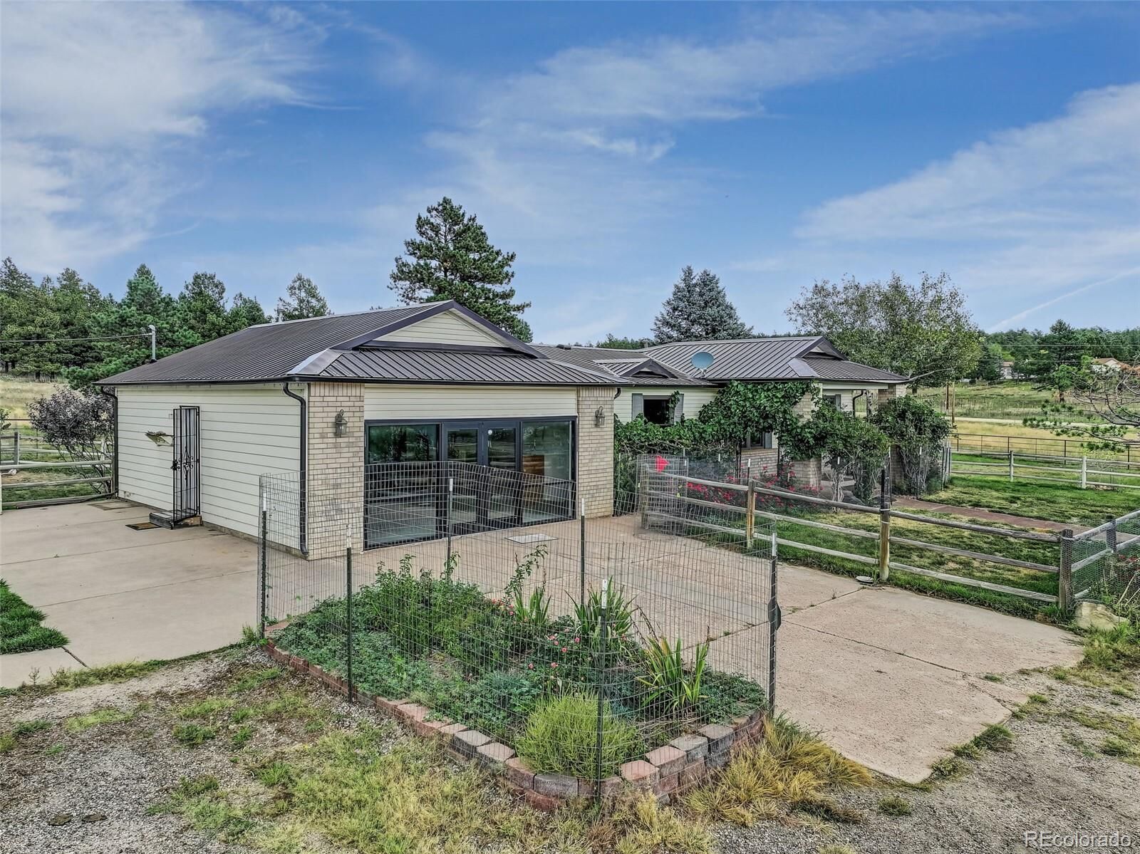 Property Photo:  23117 Jade Circle  CO 80105 