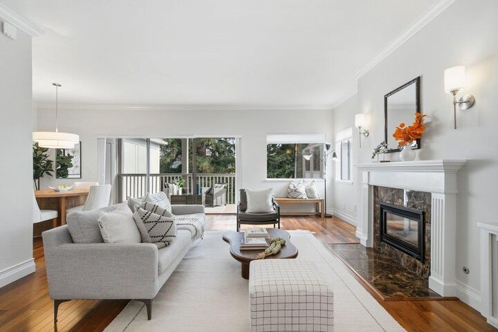 Property Photo: 1318 Woodside Road CA 94061