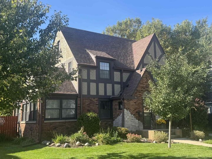 Property Photo: 54 S Blackhawk Drive WI 53545