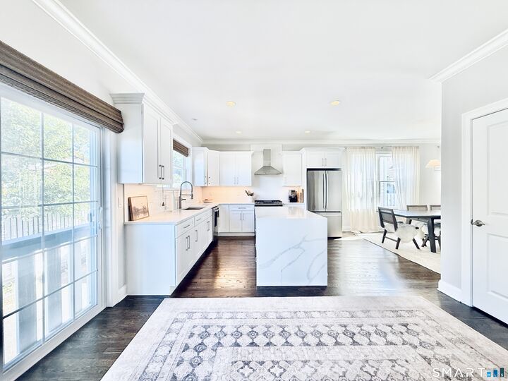 Property Photo:  35 Terrace Place 2  CT 06902 