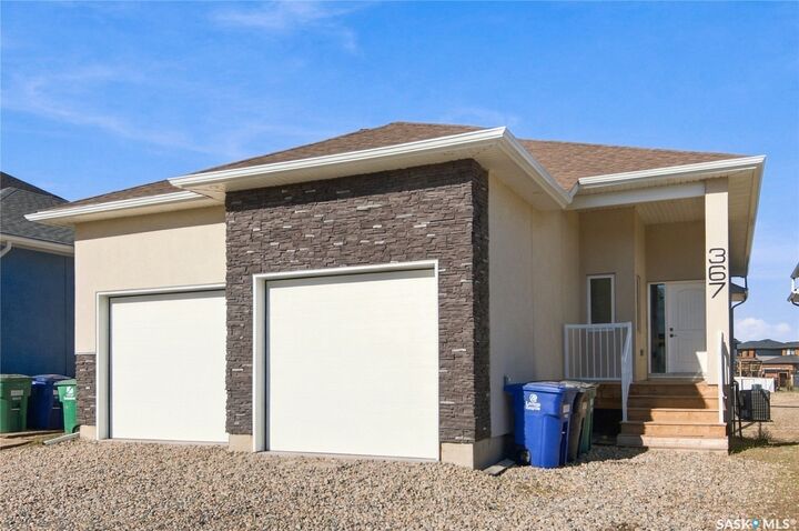 Property Photo:  367 Leskiw Bend  SK S7V 1R5 