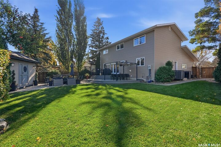 Property Photo:  122 O' Brien Crescent  SK S7K 5K4 