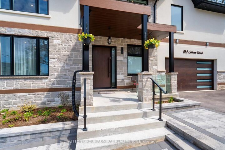 Property Photo:  582 Gorham Street  ON L3Y 1L3 