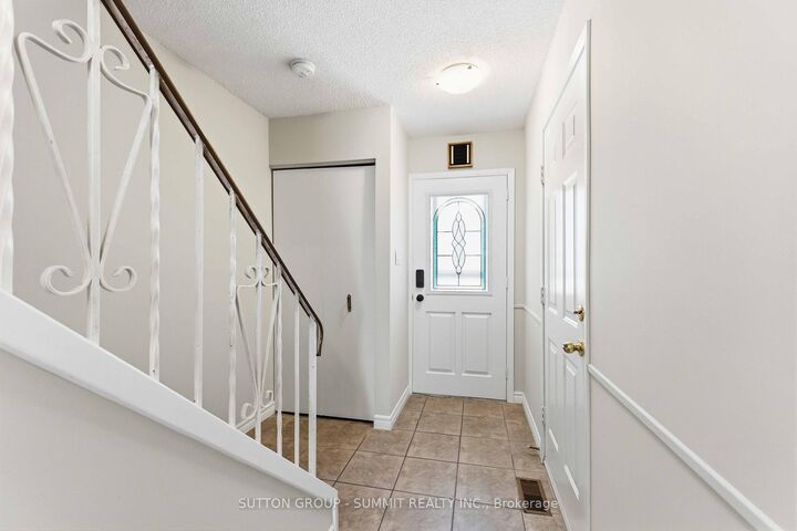 Property Photo:  1396 Upper Ottawa Street 27  ON L8W 1R1 