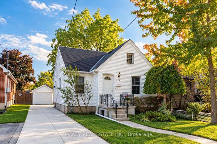 Property Photo:  119 Bond Street  ON N6C 1W6 