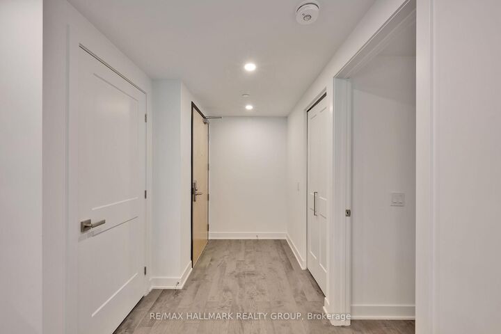 Photo de la propriété:  340 Queen Street 401  ON K1R 0G1 