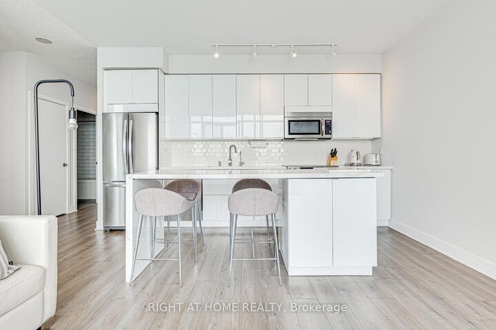 Property Photo:  90 Stadium Road 915  ON M5V 3W5 