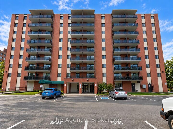 Property Photo:  45 Paisley Boulevard W 309  ON L5B 1E4 