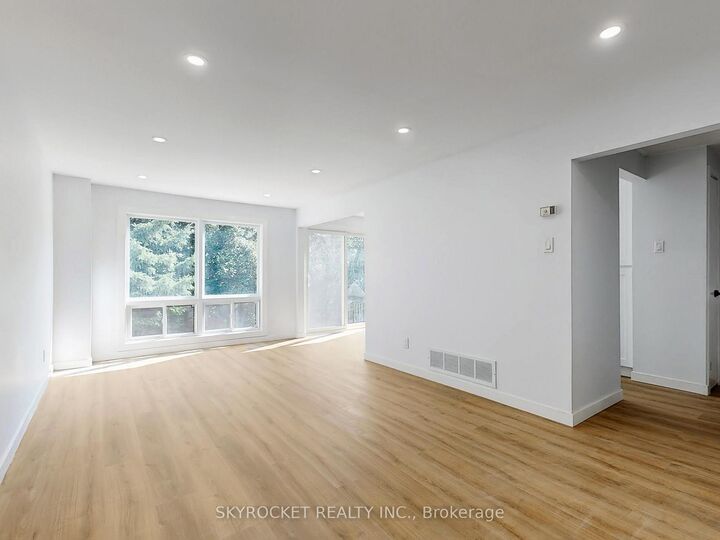 Property Photo:  125 Bythia Street  ON L9W 3V4 