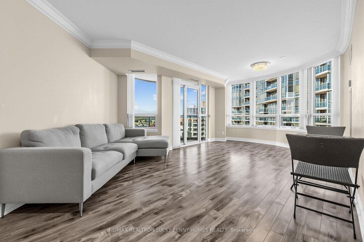 Property Photo:  23 Cox Boulevard 1555  ON L3R 7Z9 