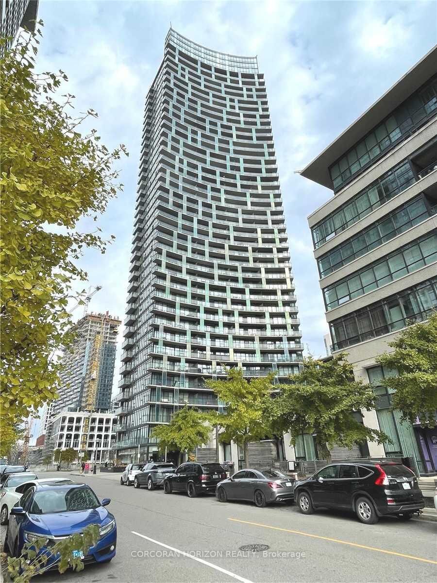 Property Photo:  25 Capreol Court 910  ON M5V 3Z7 