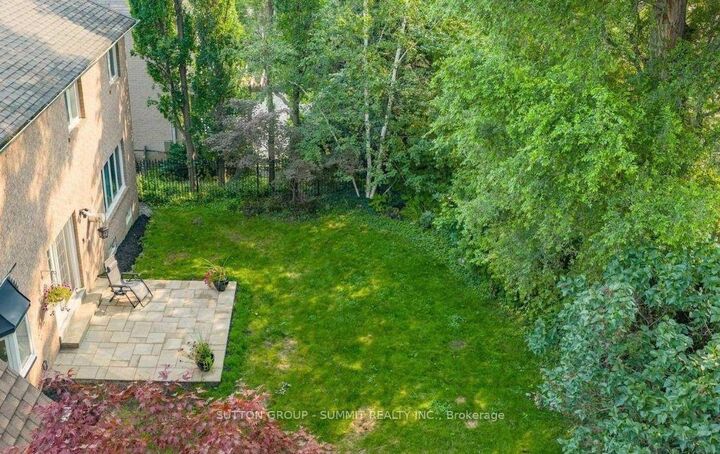 Property Photo:  2947 Hammond Road  ON L5K 2M5 