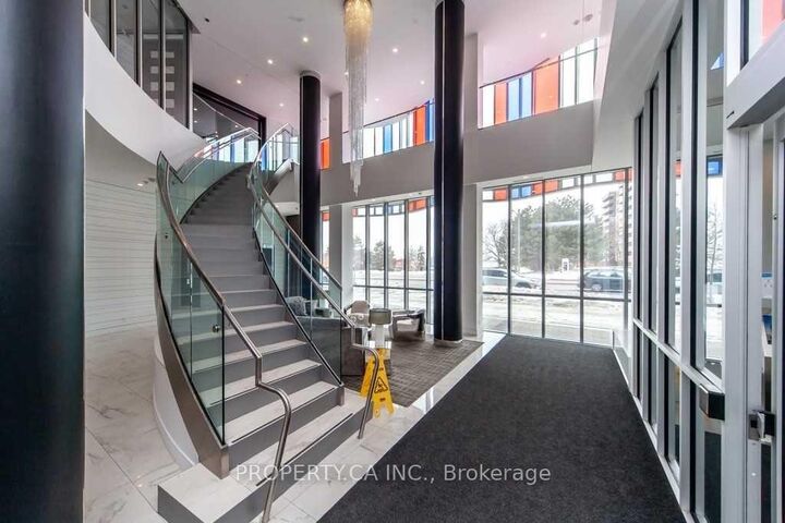 Property Photo:  9471 Yonge Street 906  ON L4C 0Z5 