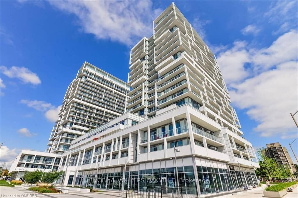 Property Photo: 65 Speers Road 710 ON L6K 0J1