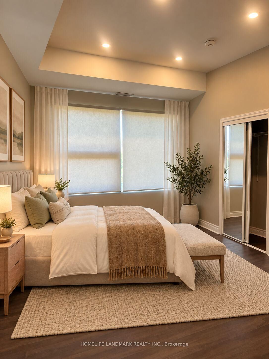 Property Photo:  89 Finch Avenue W 302  ON M2N 2H6 