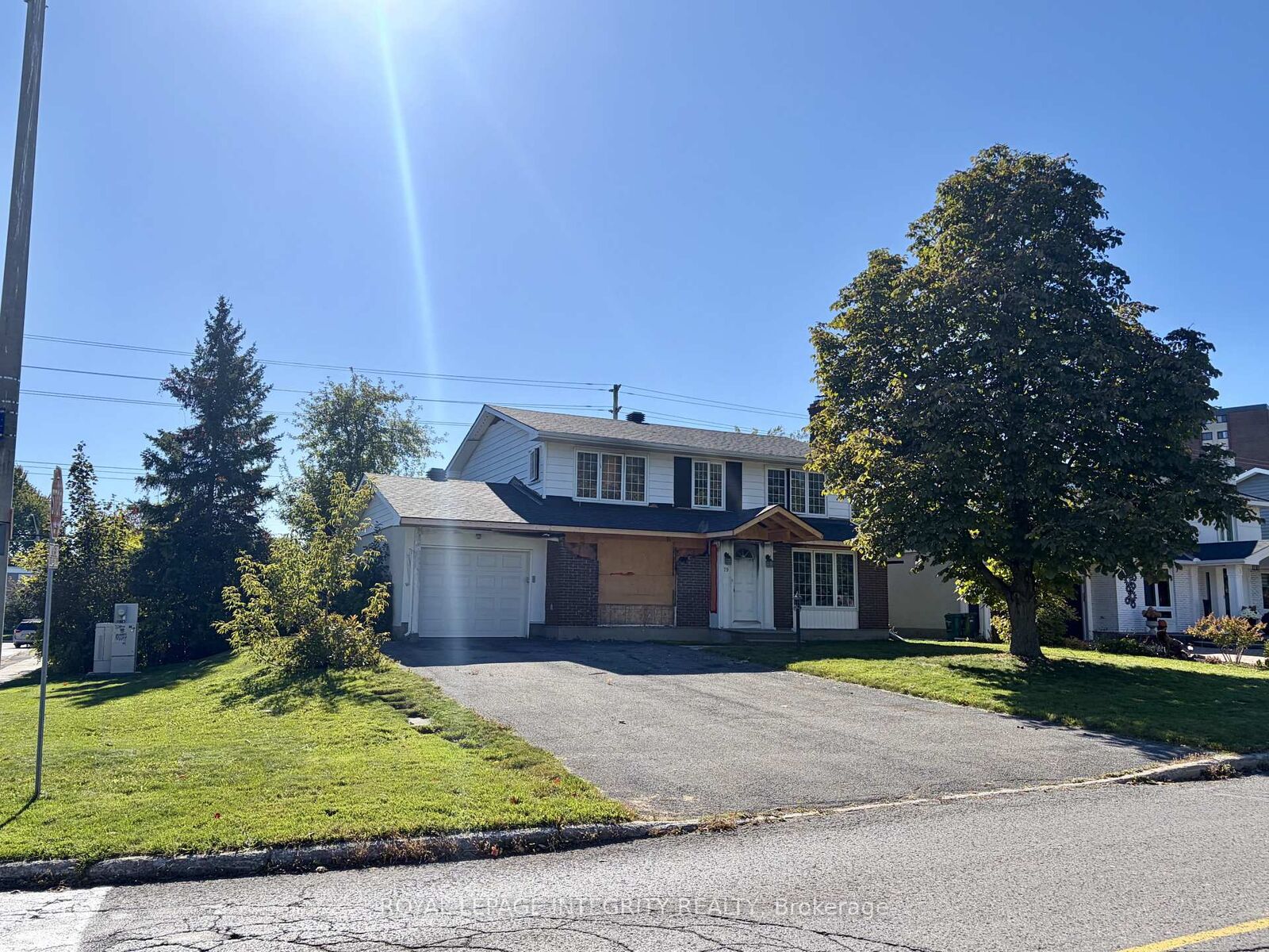 Property Photo:  79 Beaver Ridge  ON K2E 6E2 