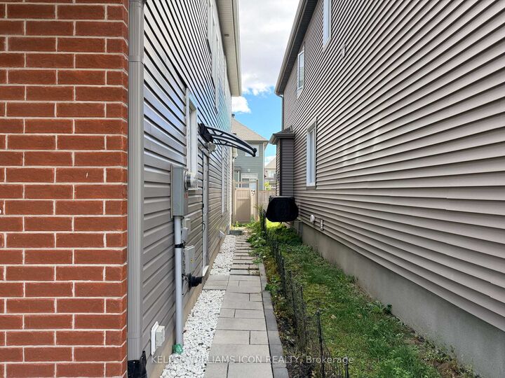Property Photo:  531 Vivera Place B  ON K2S 0W2 