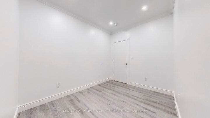 Property Photo:  26 Lyle Way Bsmt  ON L6X 5P8 