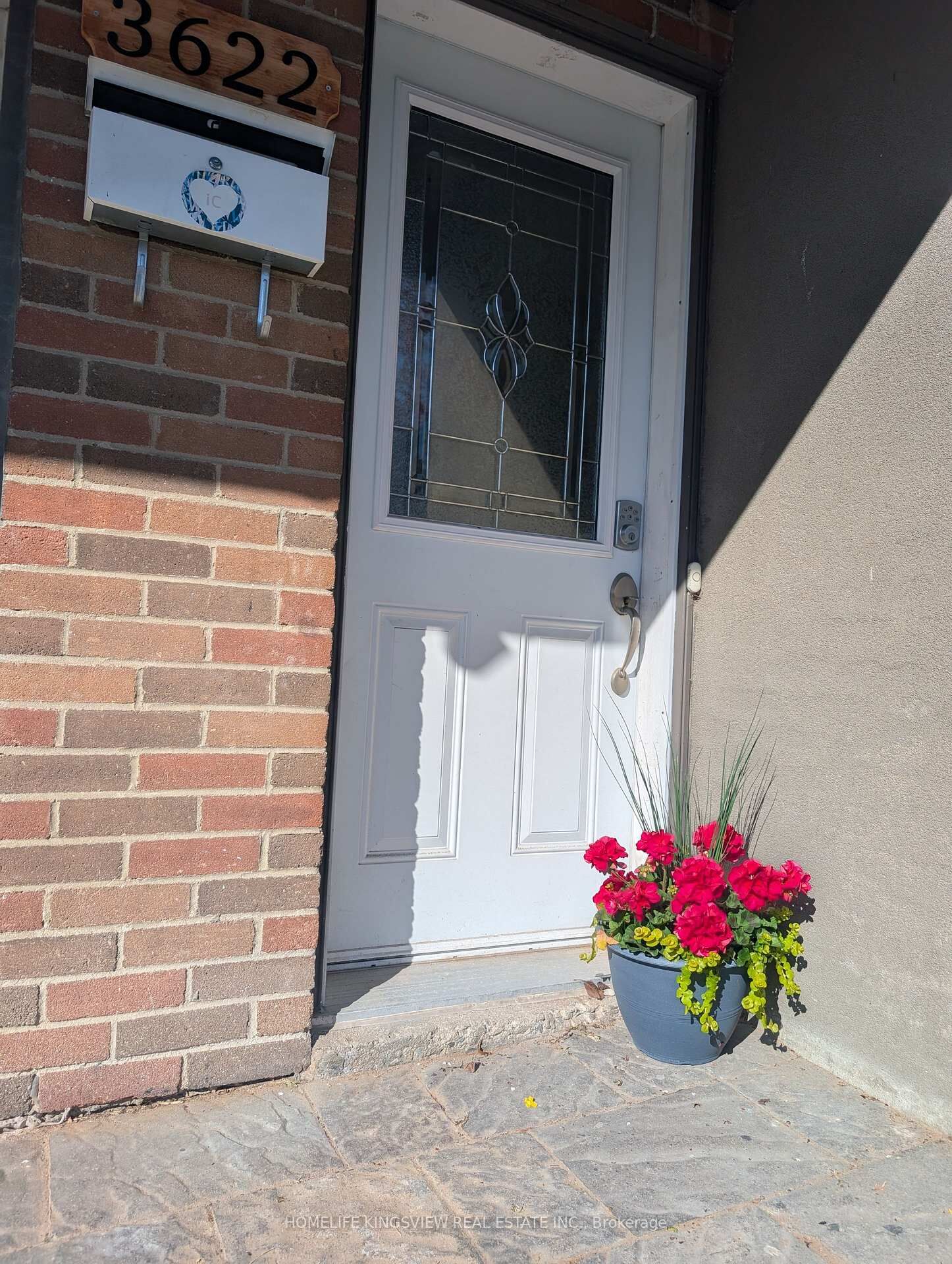Property Photo:  3622 Birchmeadow Crescent Lower Level  ON L4Y 3R7 