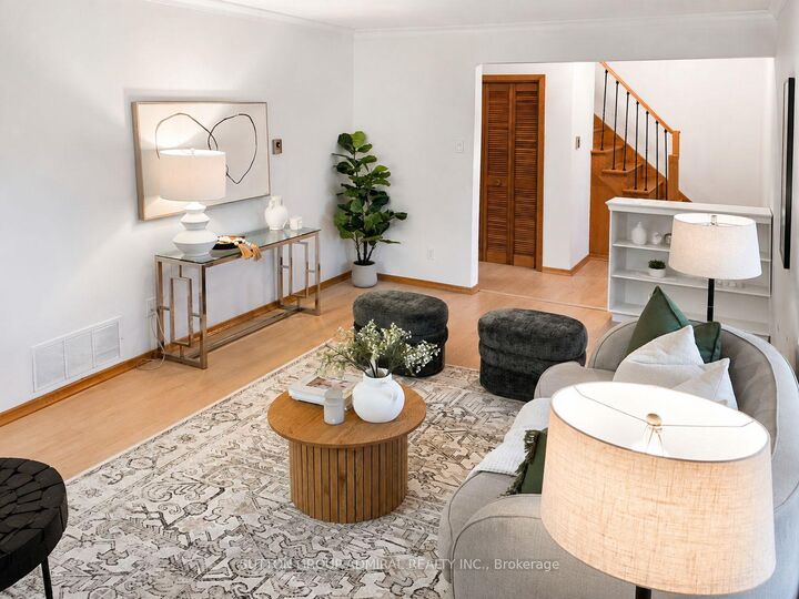 Property Photo:  865 Regent Drive  ON L1G 1J2 