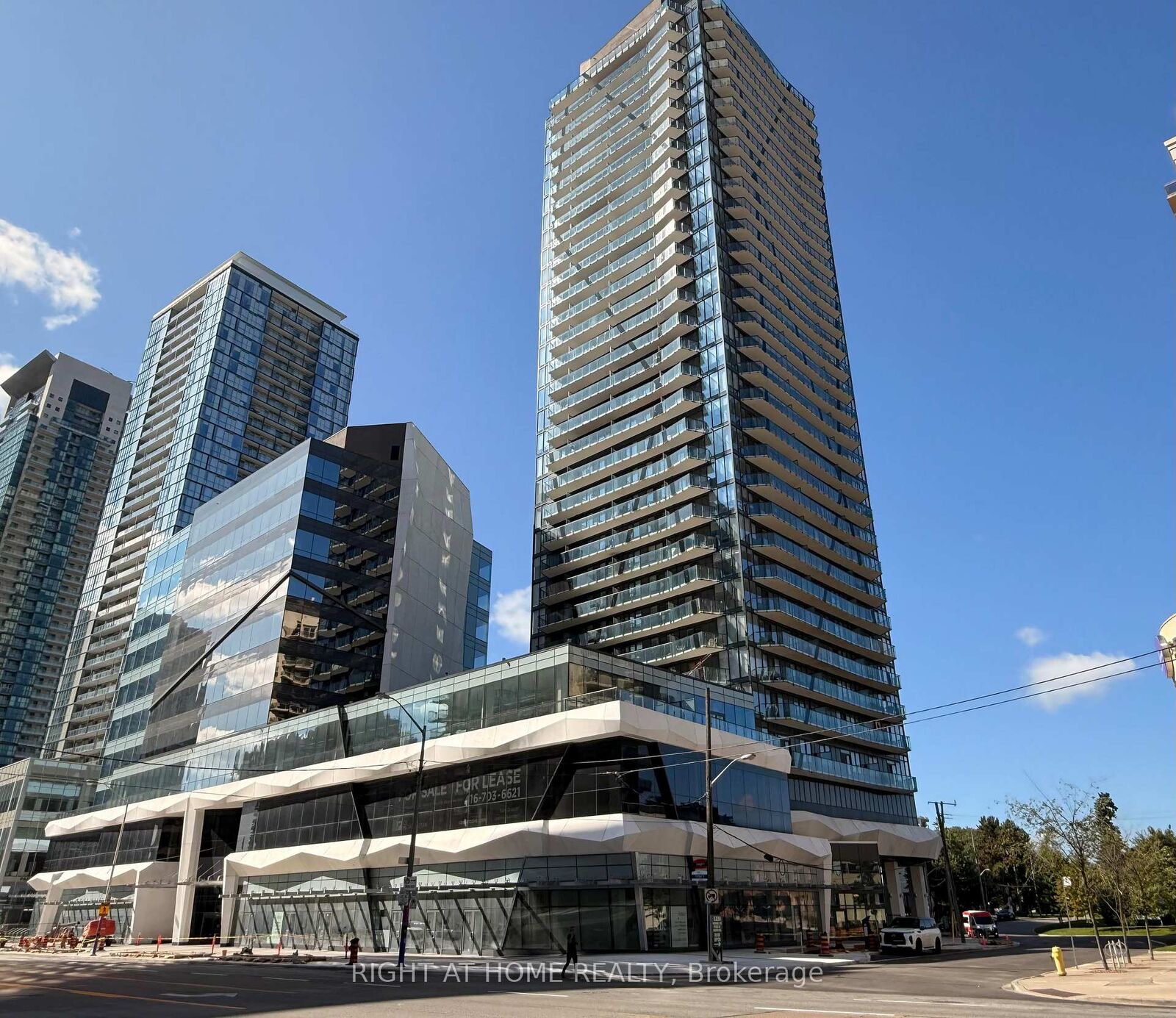 Property Photo:  15 Ellerslie Avenue 2202  ON M2N 0L7 