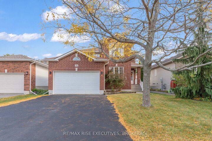 Property Photo:  370 Cooke Crescent  ON K7P 3J5 
