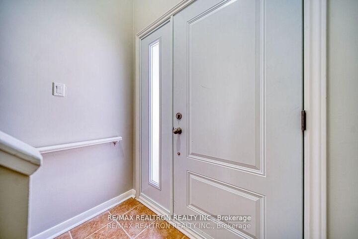 Property Photo: 36 Beaver Valley Road #2 ON M3H 4S1