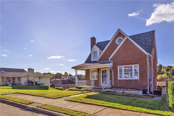 Property Photo: 707 Washington PA 15644