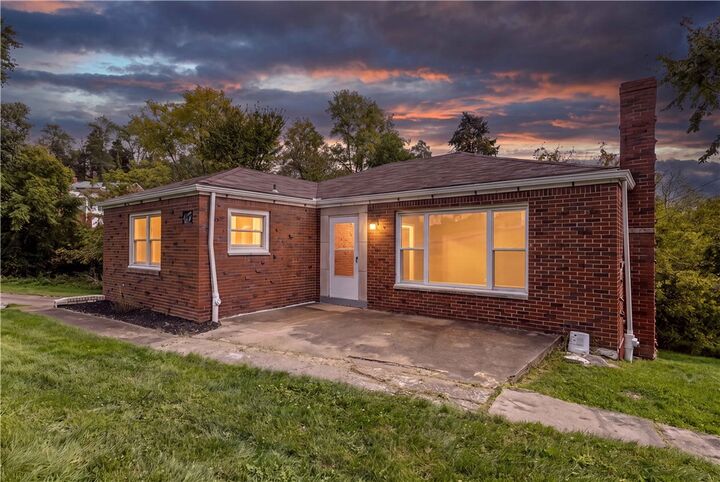 Property Photo:  1330 Robbins St  PA 15236 