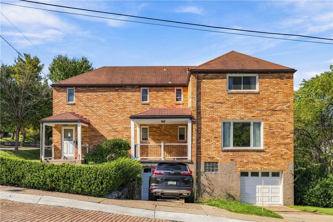 Property Photo:  98 Poplar Dr  PA 15228 