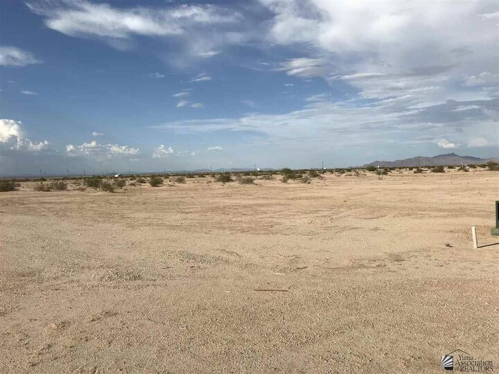 Property Photo:  68536078 E Victoria Circle  AZ 85352 