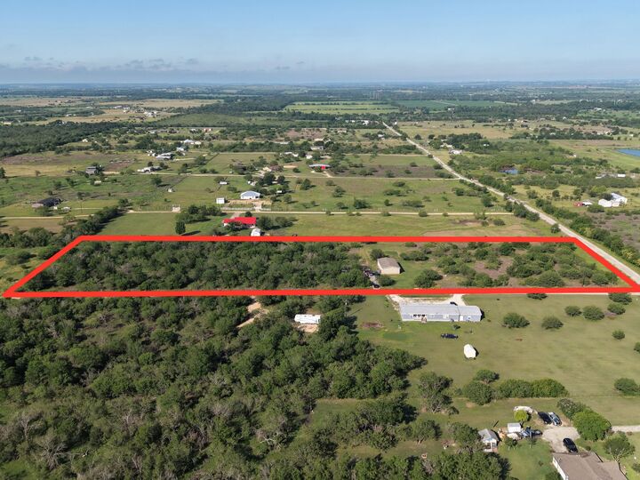 Property Photo: 100 Northridge Road TX 78655