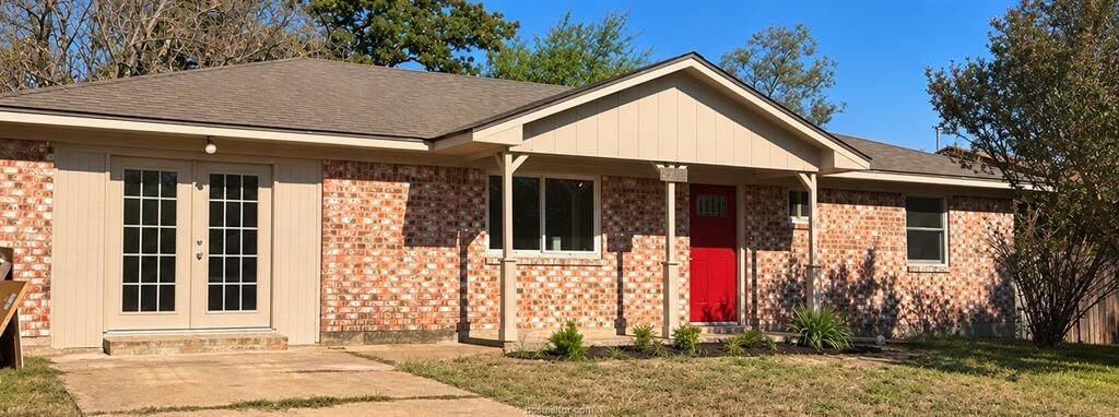 Property Photo: 3003 Kim Street TX 77803