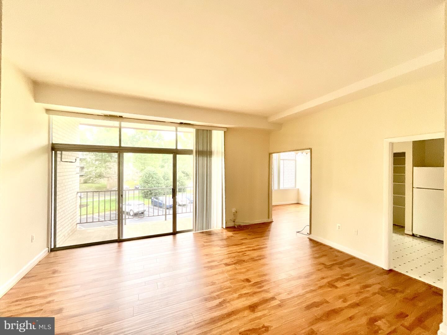 Property Photo:  14424 Parkvale Road 5  MD 20853 