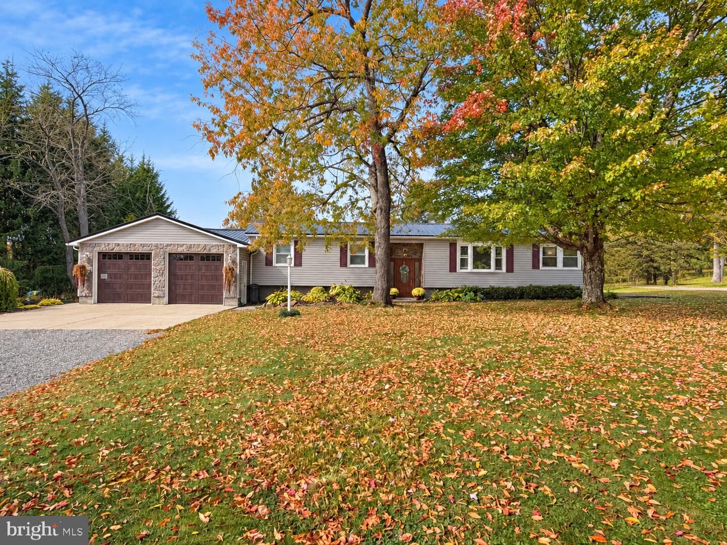 Property Photo:  1 Poplar Street  PA 16740 