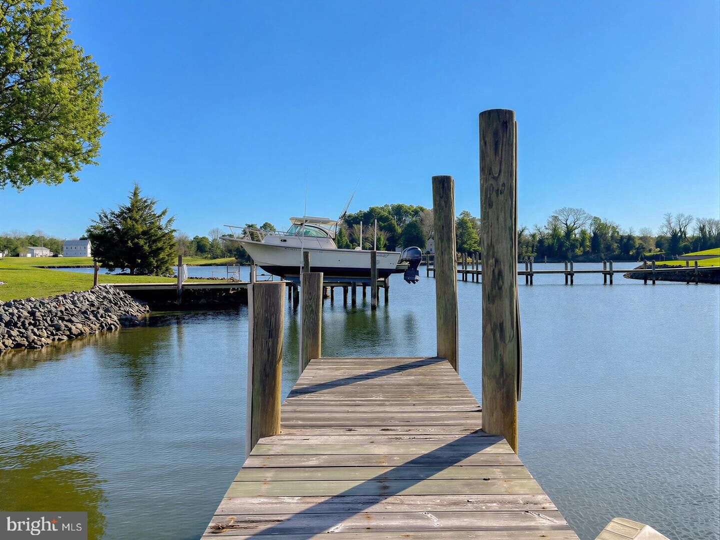 Property Photo:  610 Rolling Hills Road  MD 20688 