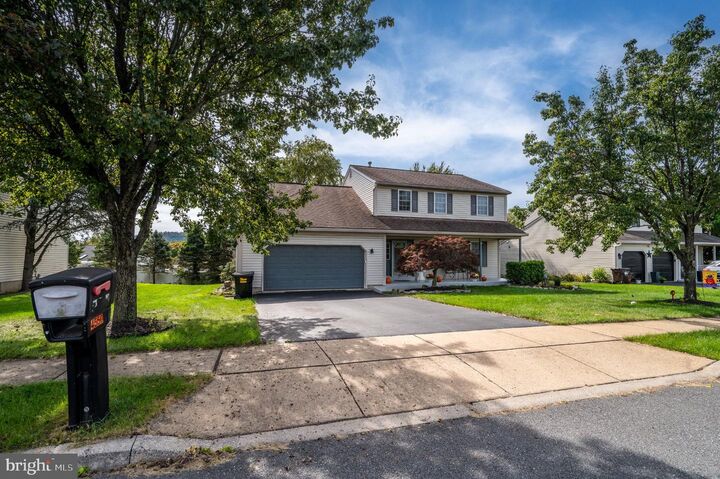 Property Photo:  4550 Hillside Road  PA 19606 